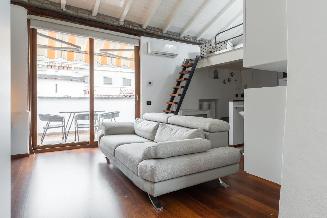 In Our Home By Holiday Solutions Como Exterior photo